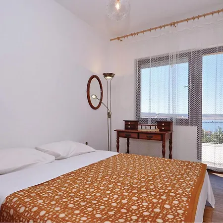 2 Bedroom Lovely Apartment In Starigrad Paklenica *