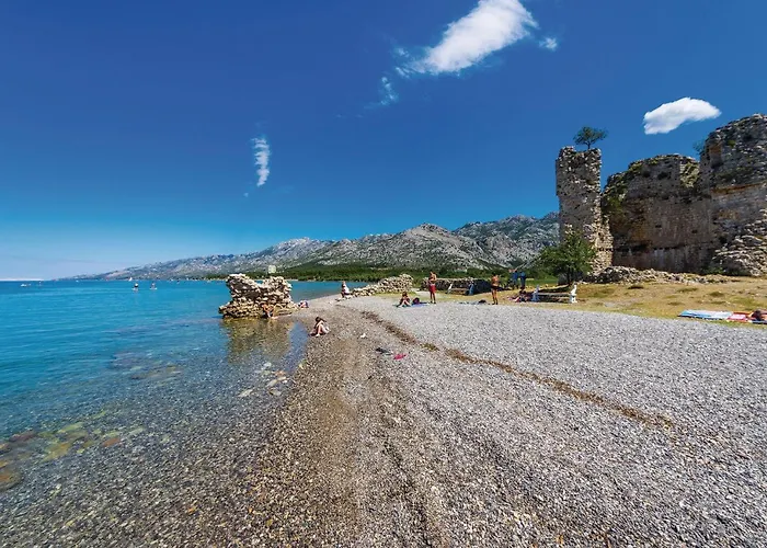 Alojzija Stepinca Iii Apartamento Starigrad Paklenica