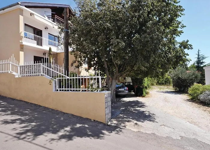 Apartment Apartment Alojzija Stepinca III Starigrad Paklenica